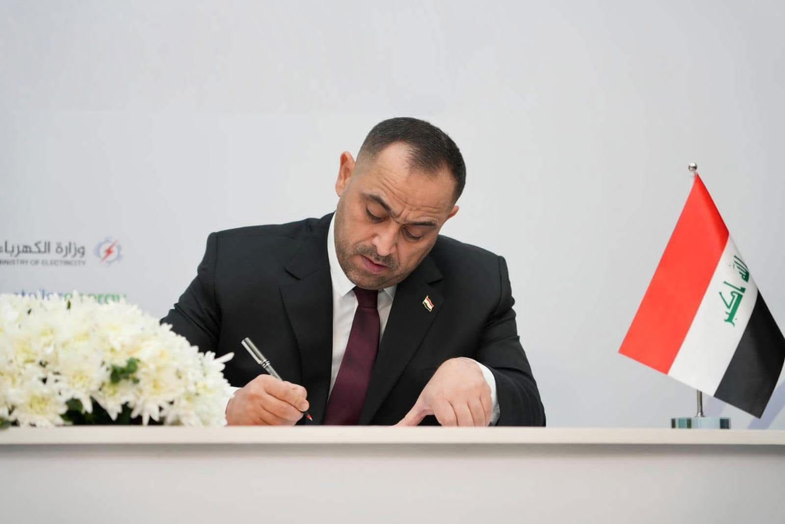 وزير الكهرباء المهندس زياد علي فاضل يوافق على احتساب شهادات عقود قرّاء المقاييس