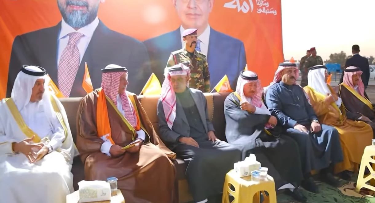 حضر النائب كريم ابو سودة تجمعا كبيرا اقامته العشيرة المحترمة وذلك من اجل تقديم الدعم للسيد النائب في الدورة النيابية المقبلة وحث ابناء العشيرة للذهاب الى صناديق الاقتراع من اجل تحقيق تطلعات الشباب وتوفير الخدمات اللازمة دعماً للاستقرار المجتمعي